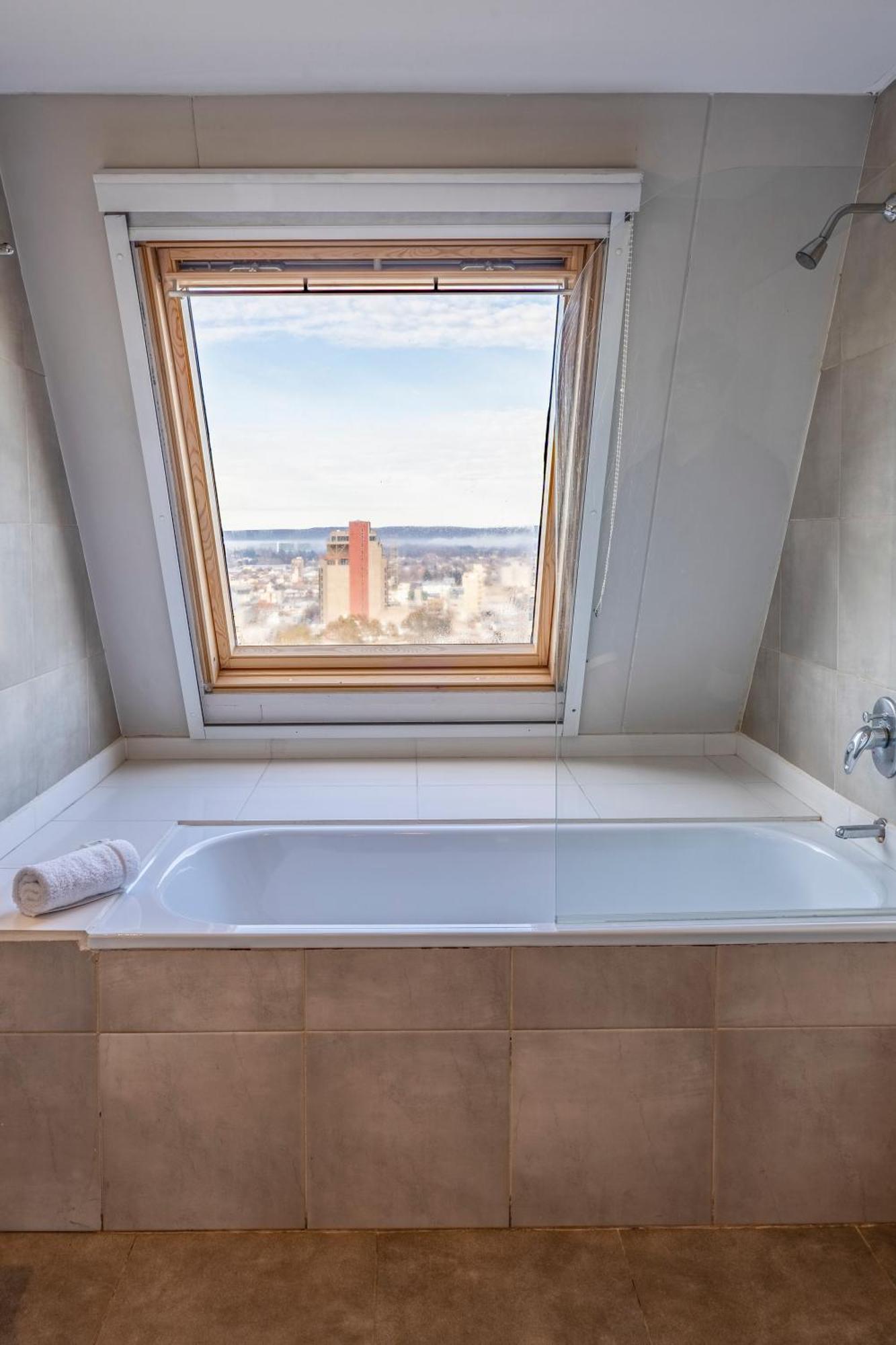Neu 354 Hotel 3*