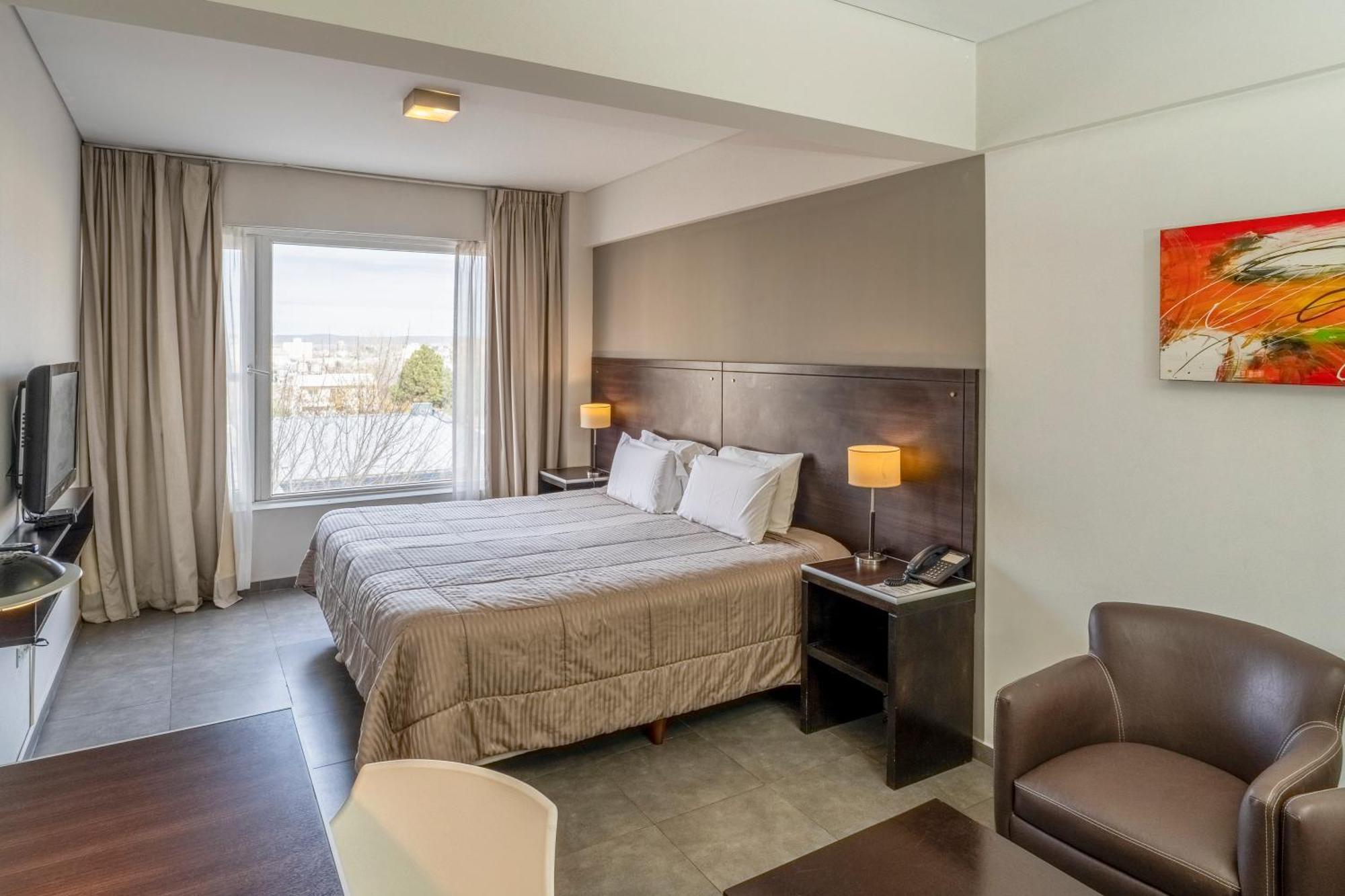 Neu 354 Hotel Neuquén
