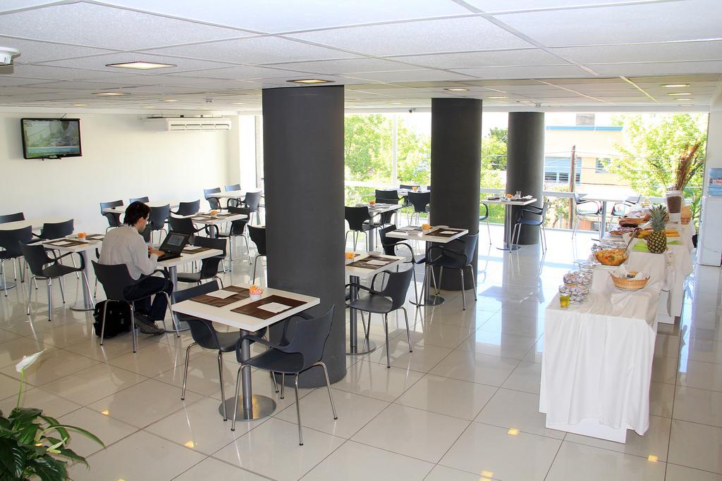 Hotel Neu 354 3*